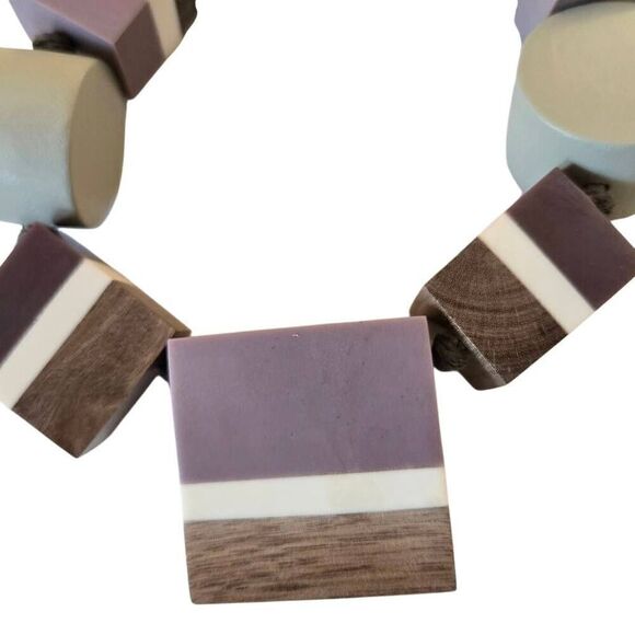 Womens Wooden Square Blocks And Circle Statement Necklace OS - Picture 3 of 9